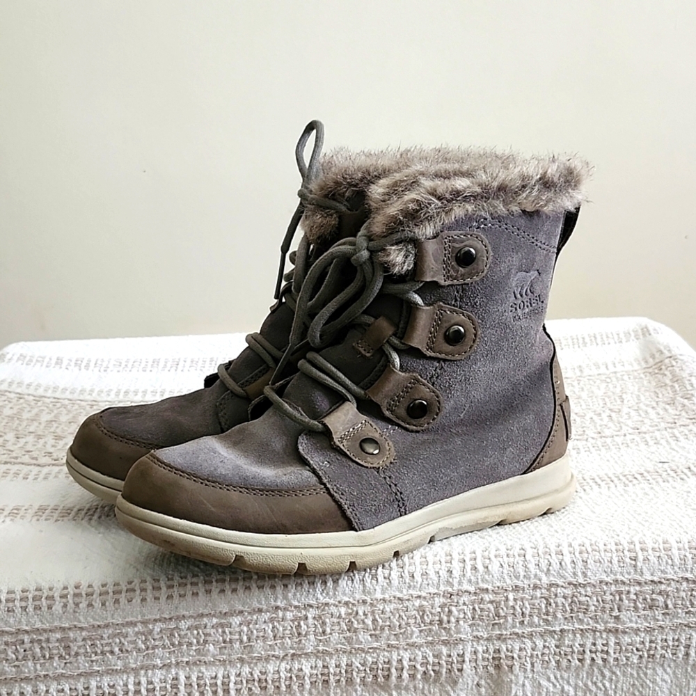 Sorel Explorer Joan Waterproof Winter Snow Boot genuine leather faux fur women 6